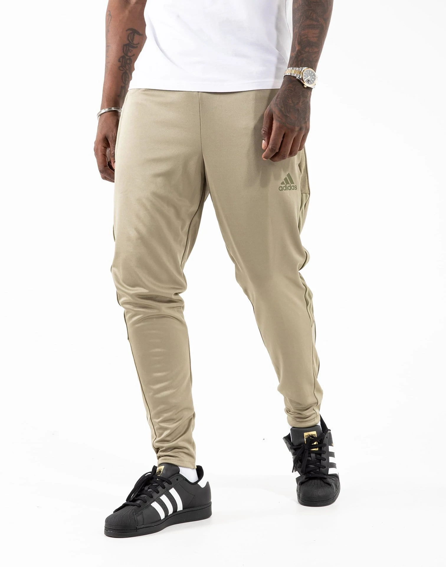Adidas_HC7712_M-1.png