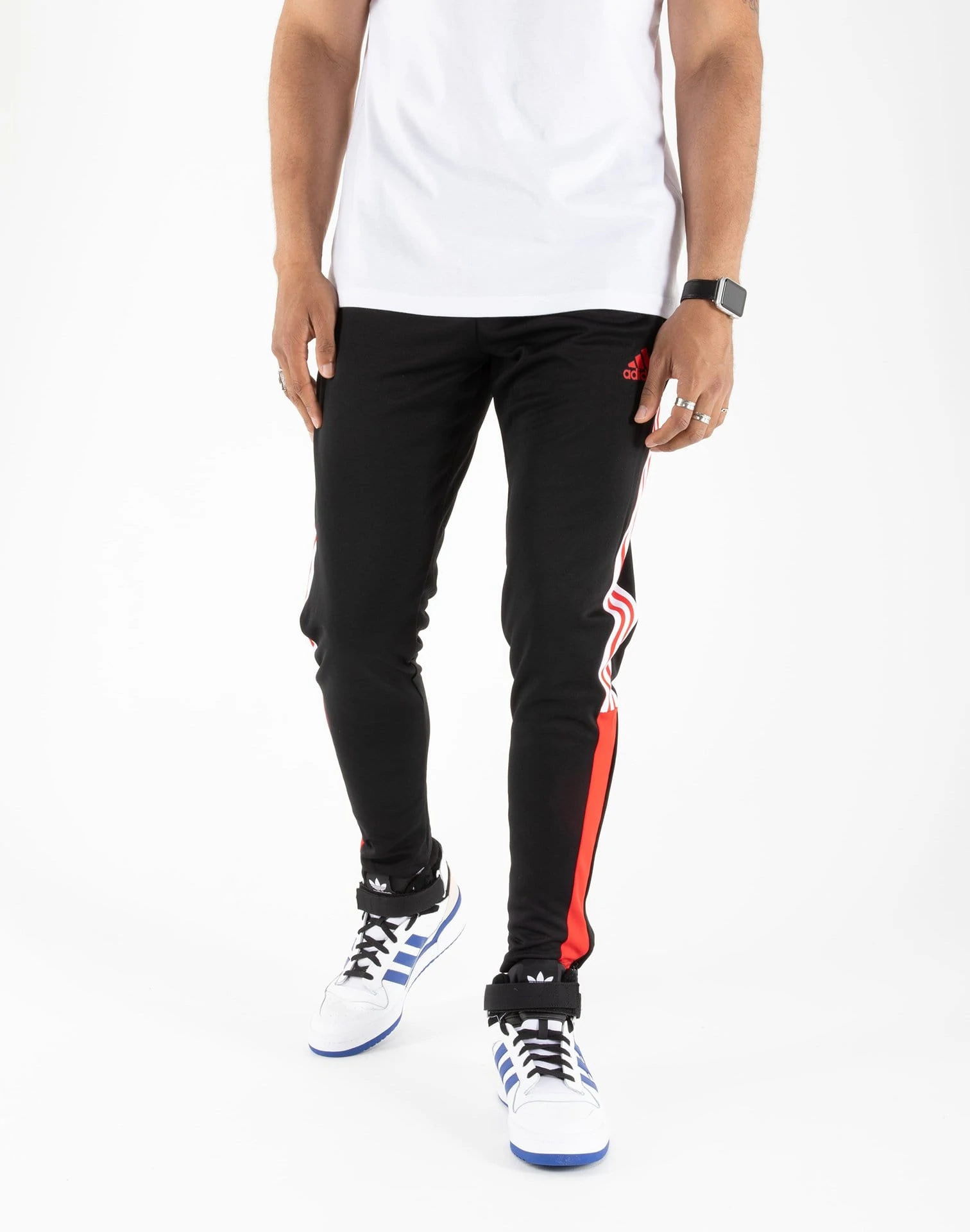 adidas_gu8205-1.png
