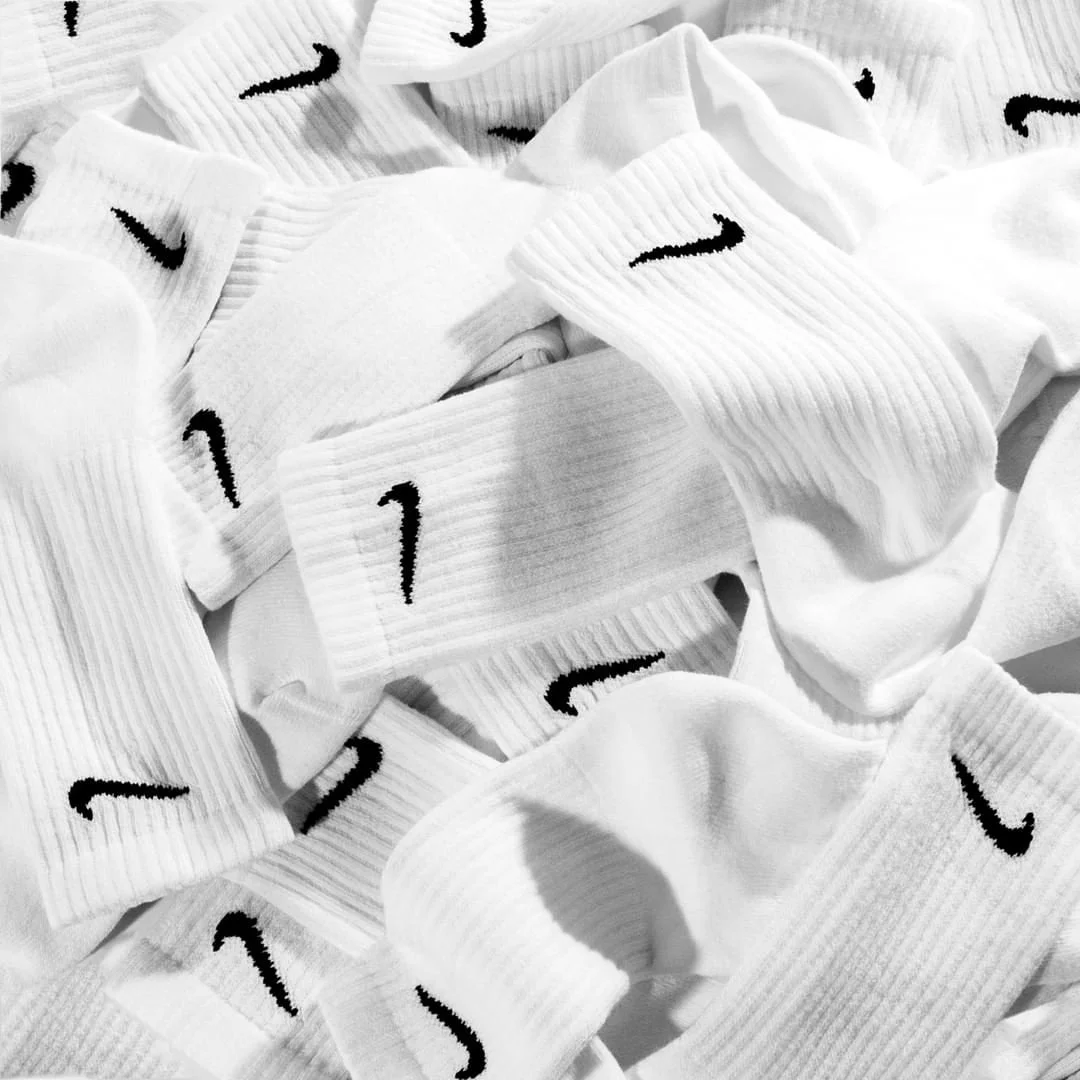 55% OFF the Nike Everyday Cushioned Crew Socks (6-Pack) 