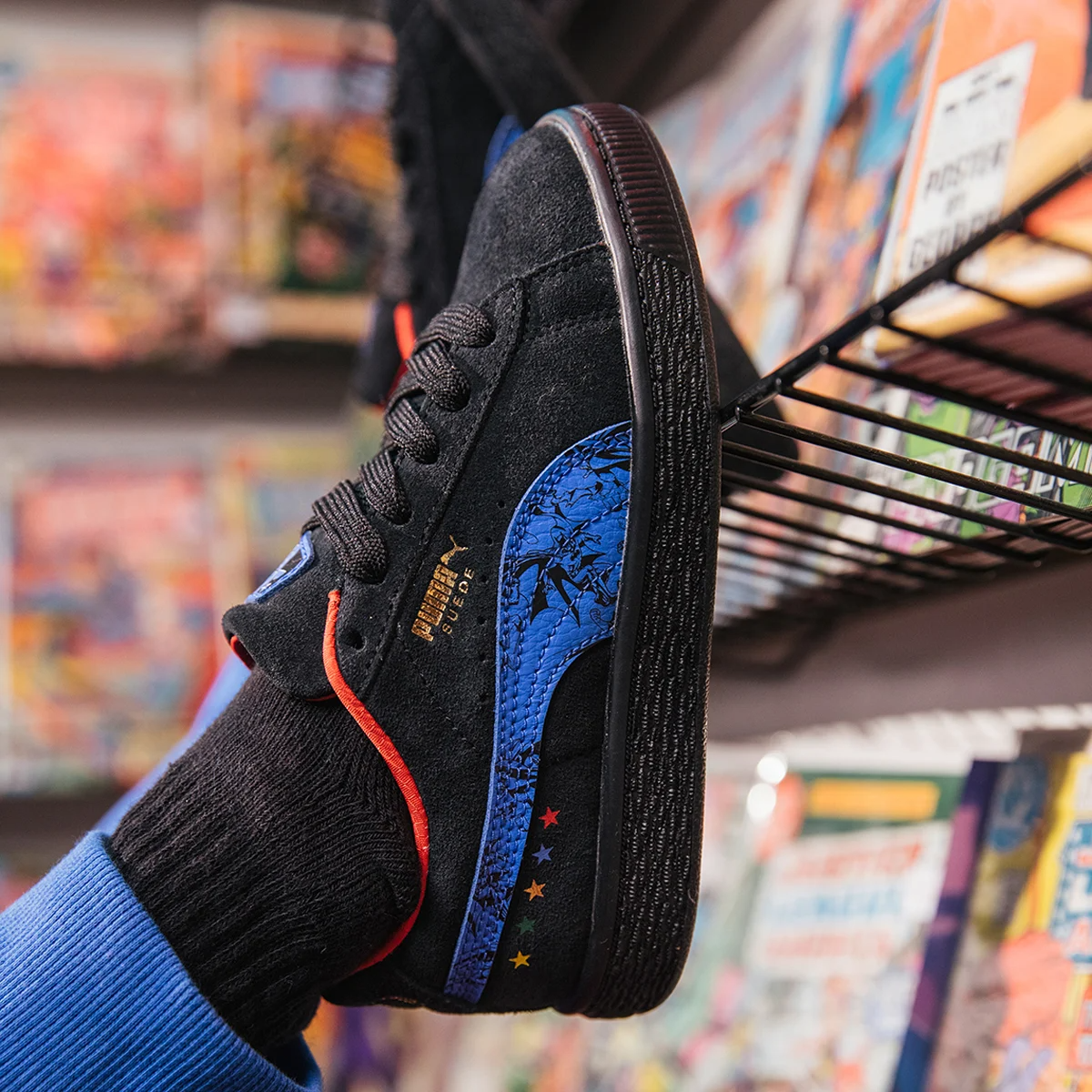 dc-justice-league-puma-suede-385824-01-release-date-2.png