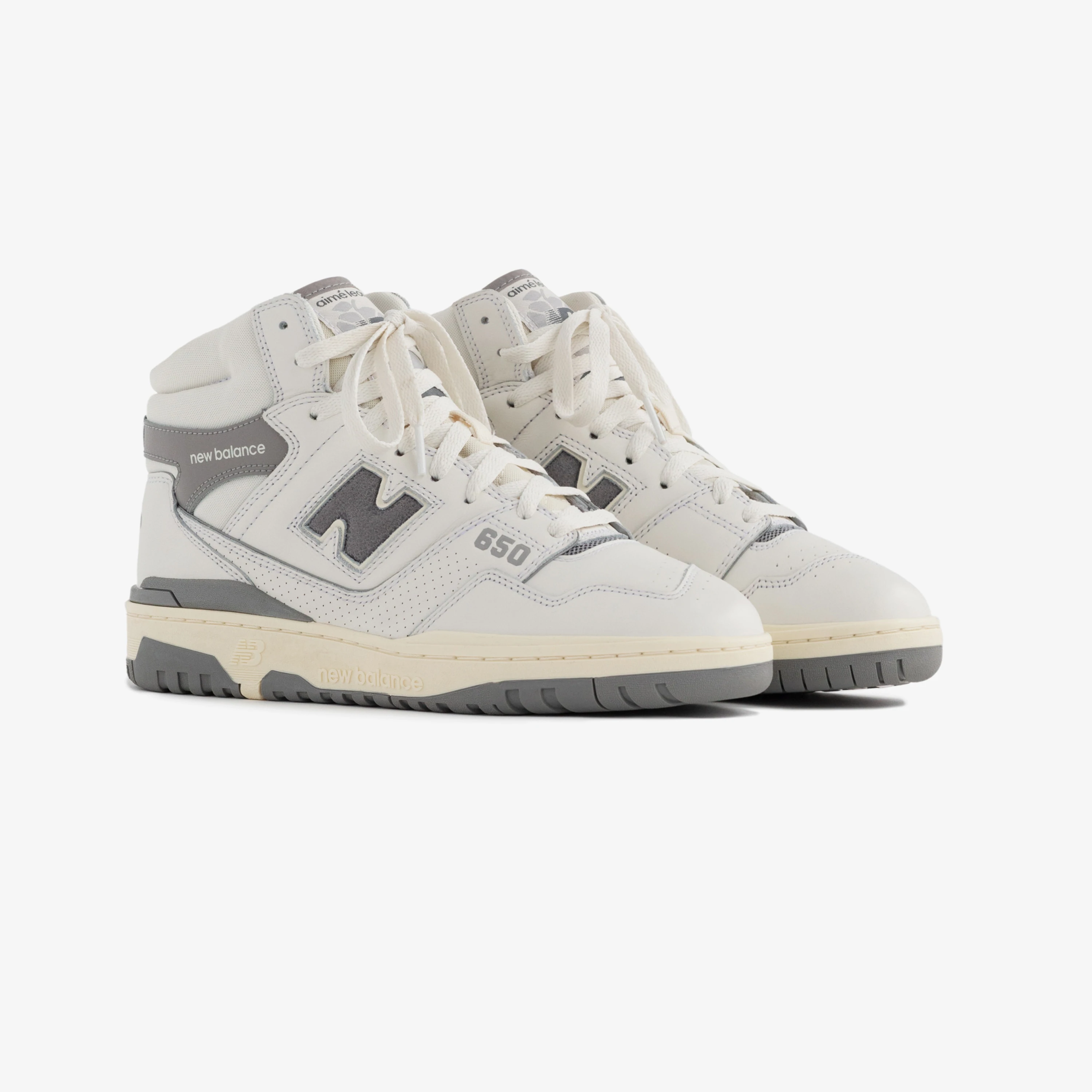 Aime_FW21_NB650_Shoes_28copy_3200x.png