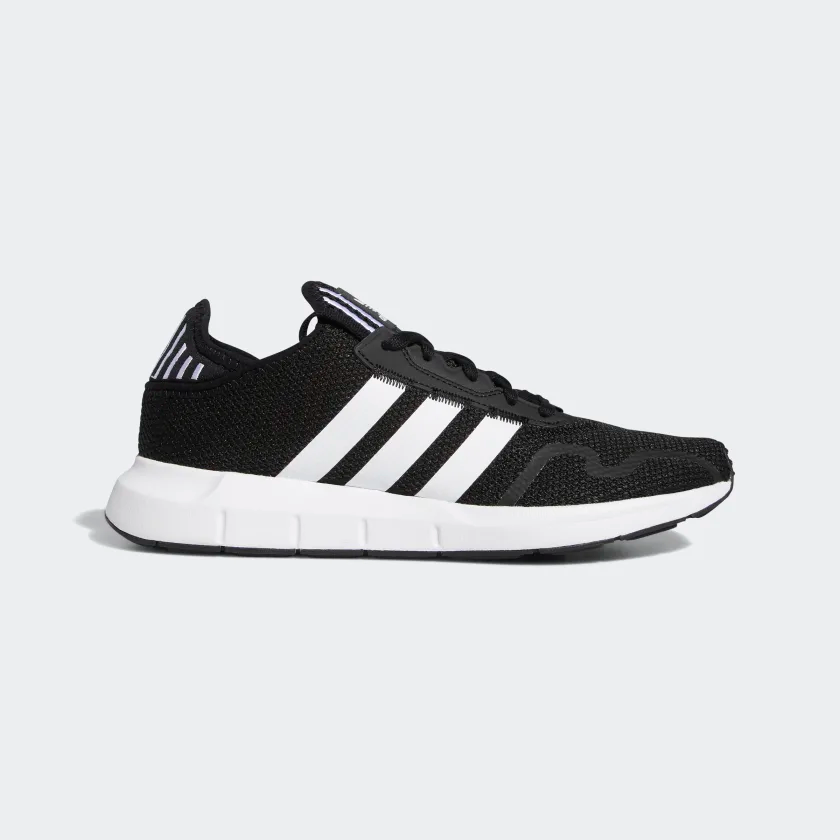 Swift_Run_X_Shoes_Black_FY2110_01_standard.png