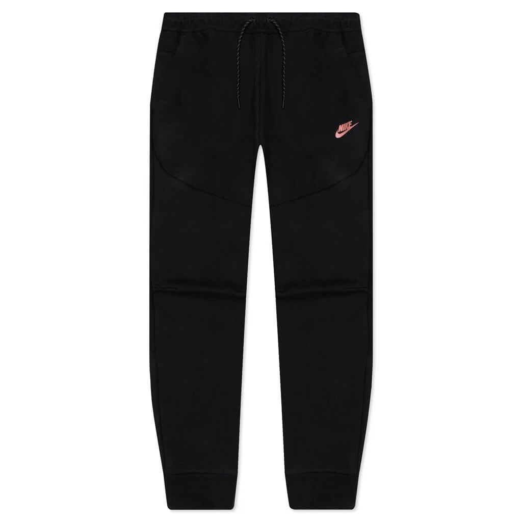 Nike-Sportswear-Tech-Fleece-Brushed-Joggers---Black-DD4804-010---03-02-2022---01-2_1080x.jpeg