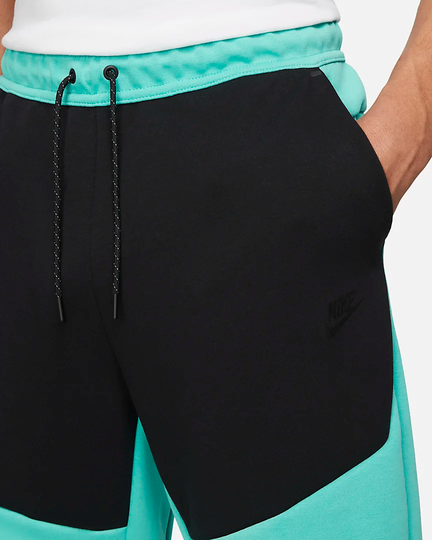 sportswear-tech-fleece-mens-joggers-4x29ft (1).png