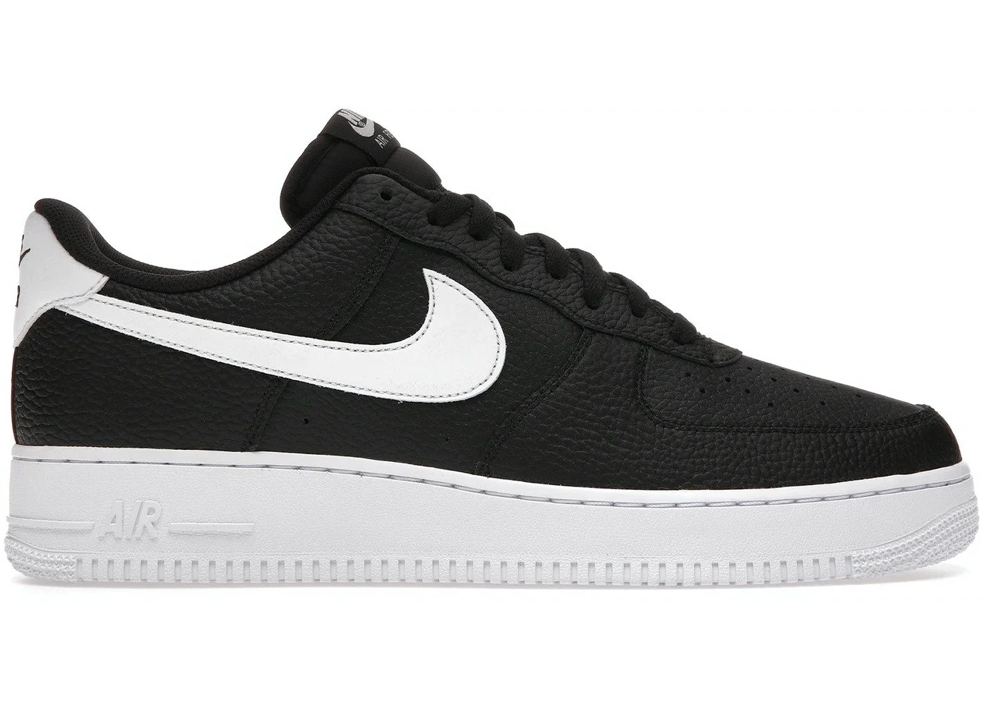 On Sale: Nike Air Force 1 Low "Black White" 