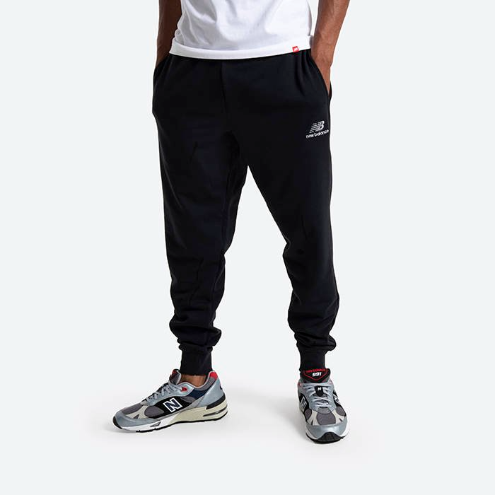 eng_pl_Pants-New-Balance-Essentials-Embriodered-Bk-MP11590BK-1025261_1.png