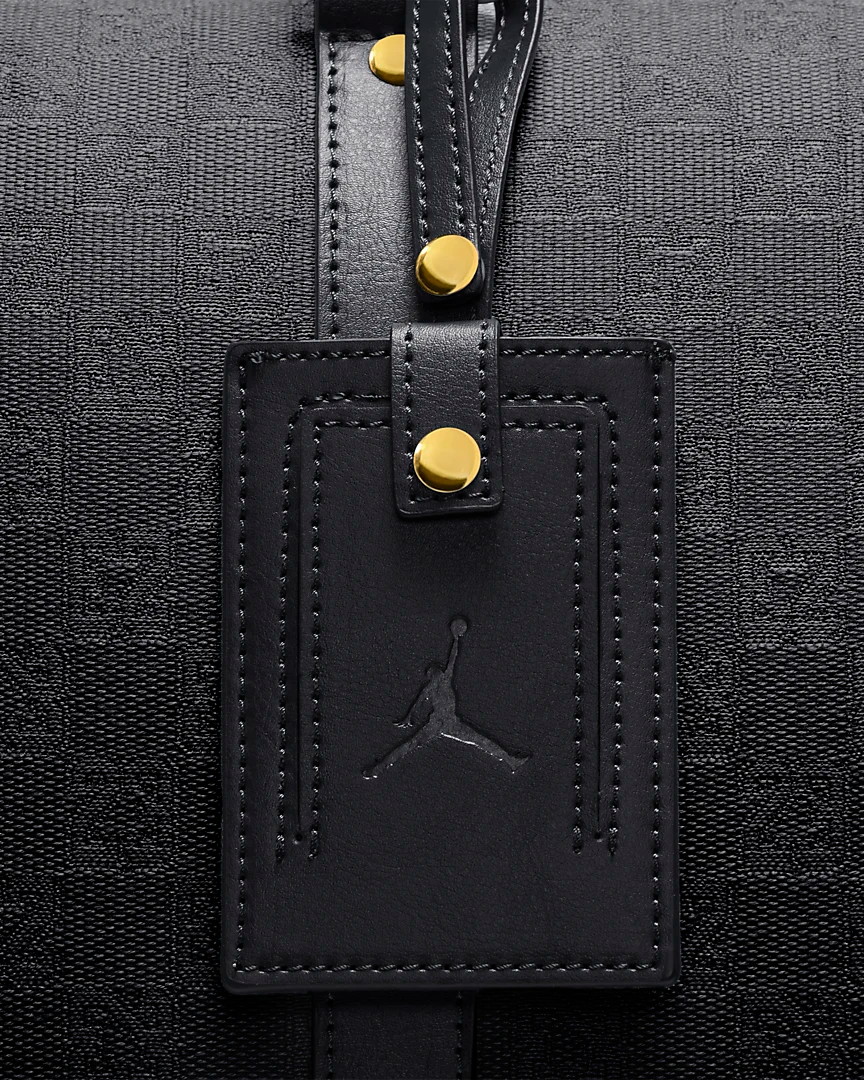 jordan-monogram-duffle-duffle-bag-QC4DXN (1).png