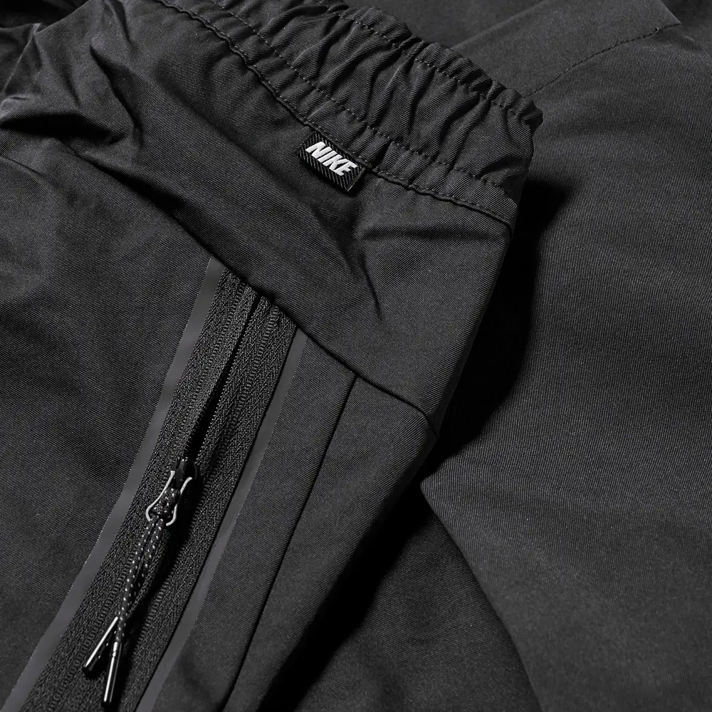 nike-tech-essentials-commuter-pant-dh4224-010-detail-2_w1000_h1000.jpg.png