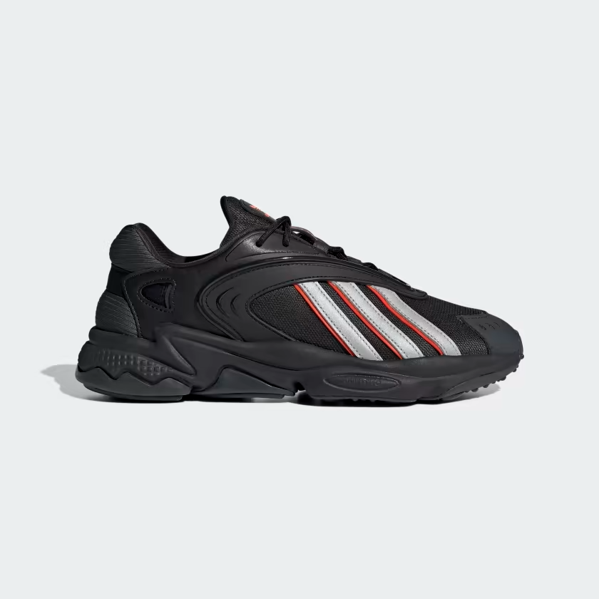 Oztral_Shoes_Black_GZ9408_01_standard.png