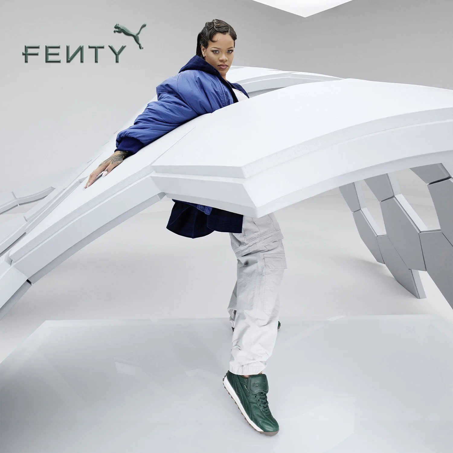 23AW_ECOM_FENTY-AVANTI-2_Launch_Affiliates_1500x1500px_1.jpg