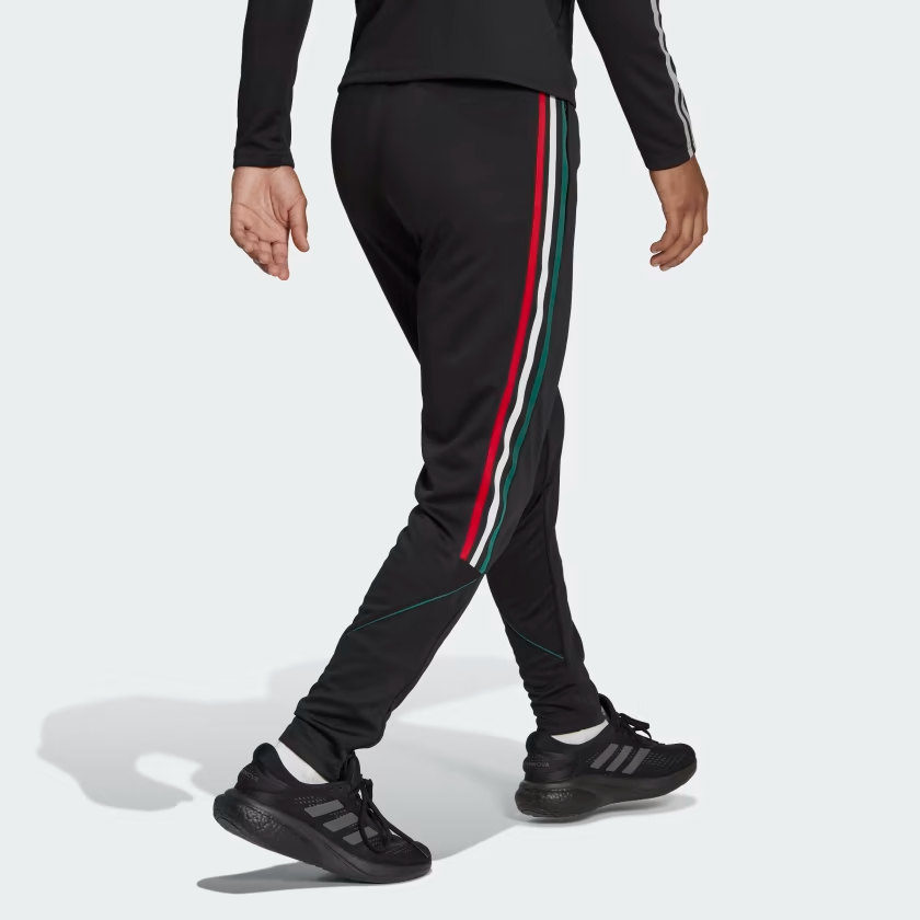 Tiro_23_Pants_Black_HR7133_23_hover_model.png