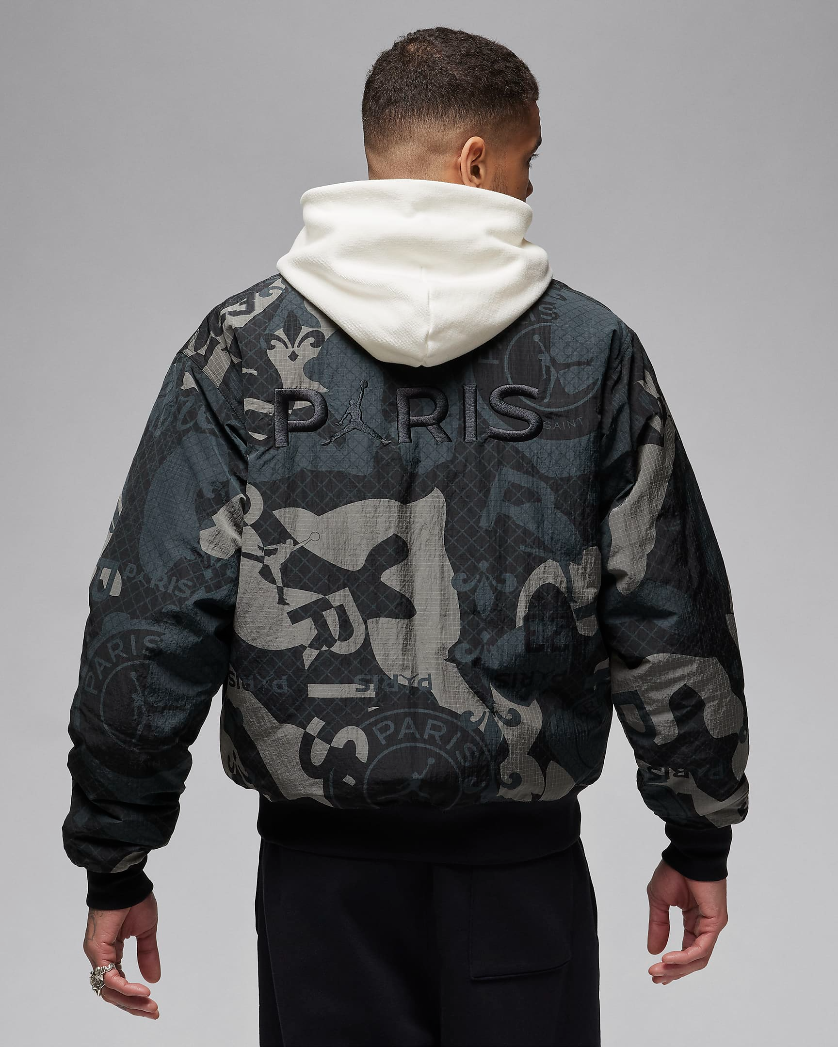 paris-saint-germain-mens-jacket-lMSwcT (1).png