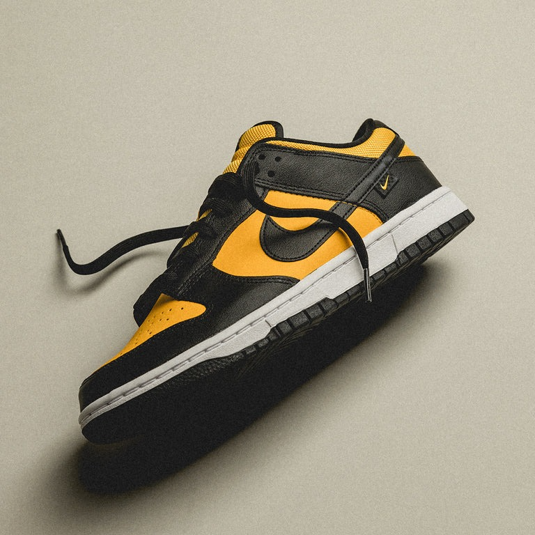 nike-dunk-low-reverse-goldenrod-fz4618-001-17073355333771.png