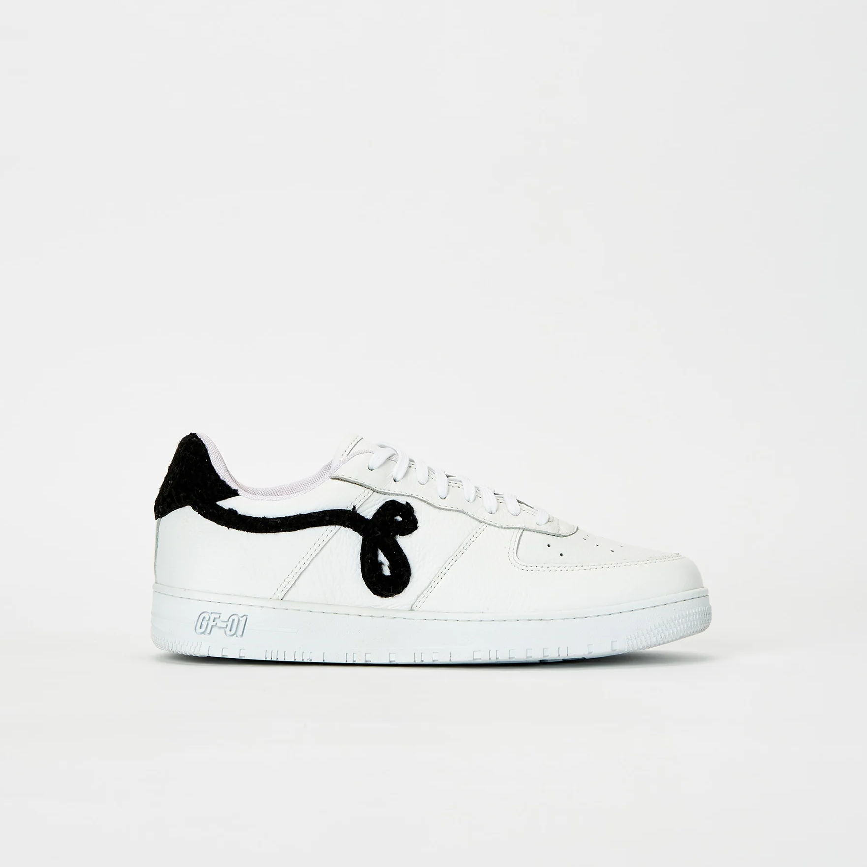 WHITE-BLACK-CHENILLE-GF-01_01.png