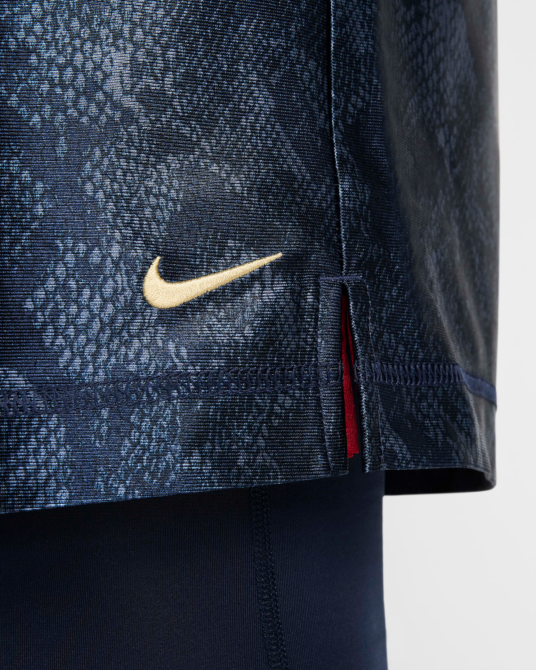 KB+M+NK+DF+STD+IS+REV+6IN+SHOR (2).png