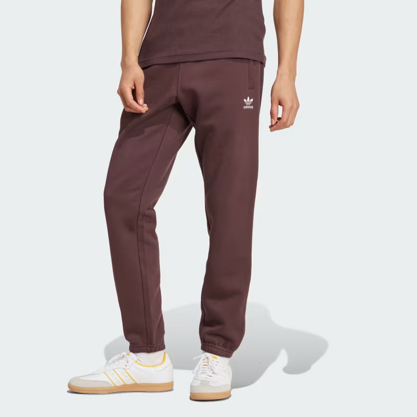 Trefoil_Essentials_Pants_Brown_IY7364_21_model.png