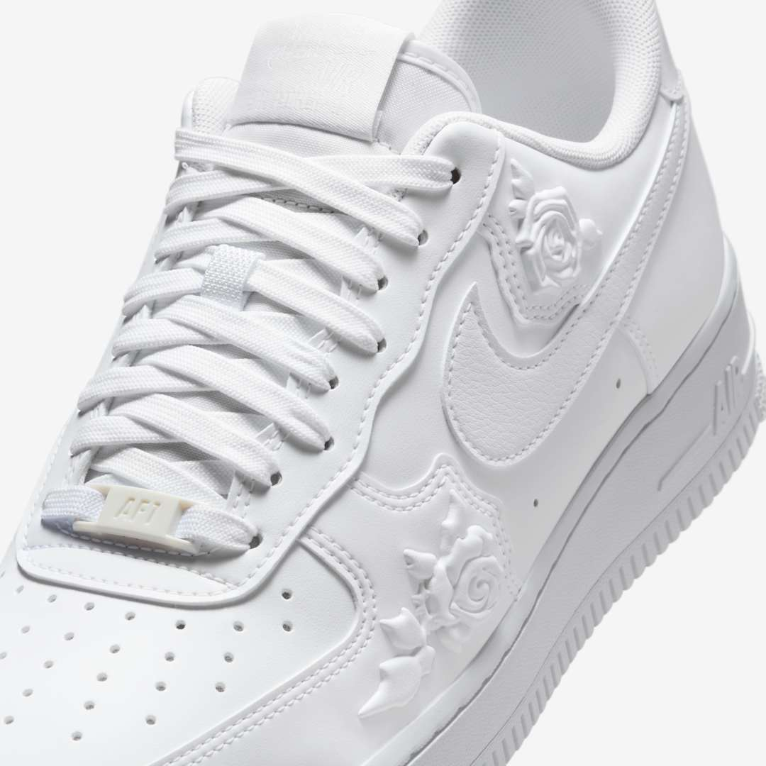 Nike-Air-Force-1-Low-White-Roses-HF2016-100-08.png