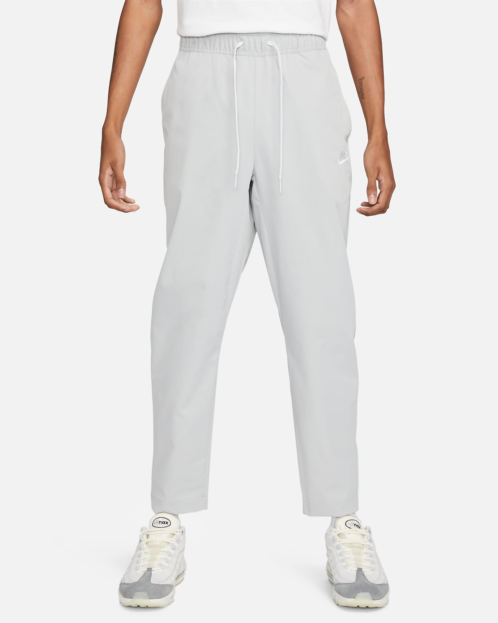 M+NK+CLUB+WVN+TAPER+LEG+PANT (1).png