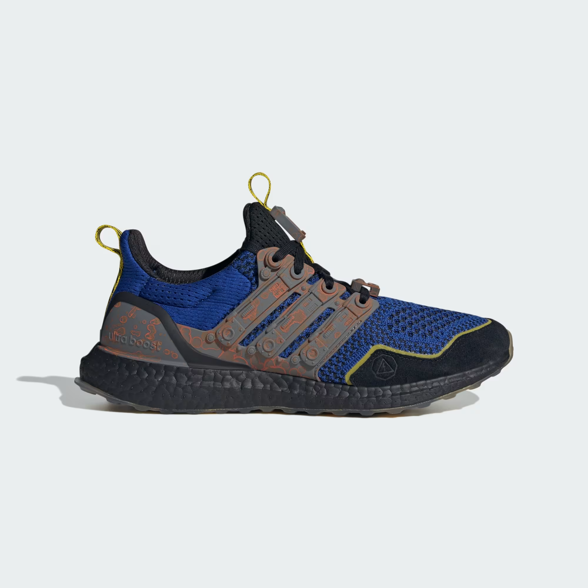 Ultraboost_1.0_Fortnite_Shoes_Blue_JQ0713_01_00_standard.png