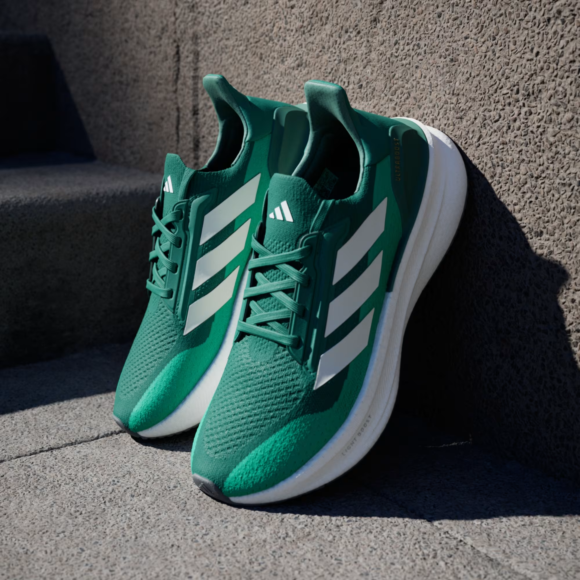 Ultraboost_5x_Shoes_Green_JH9041_HM5.png