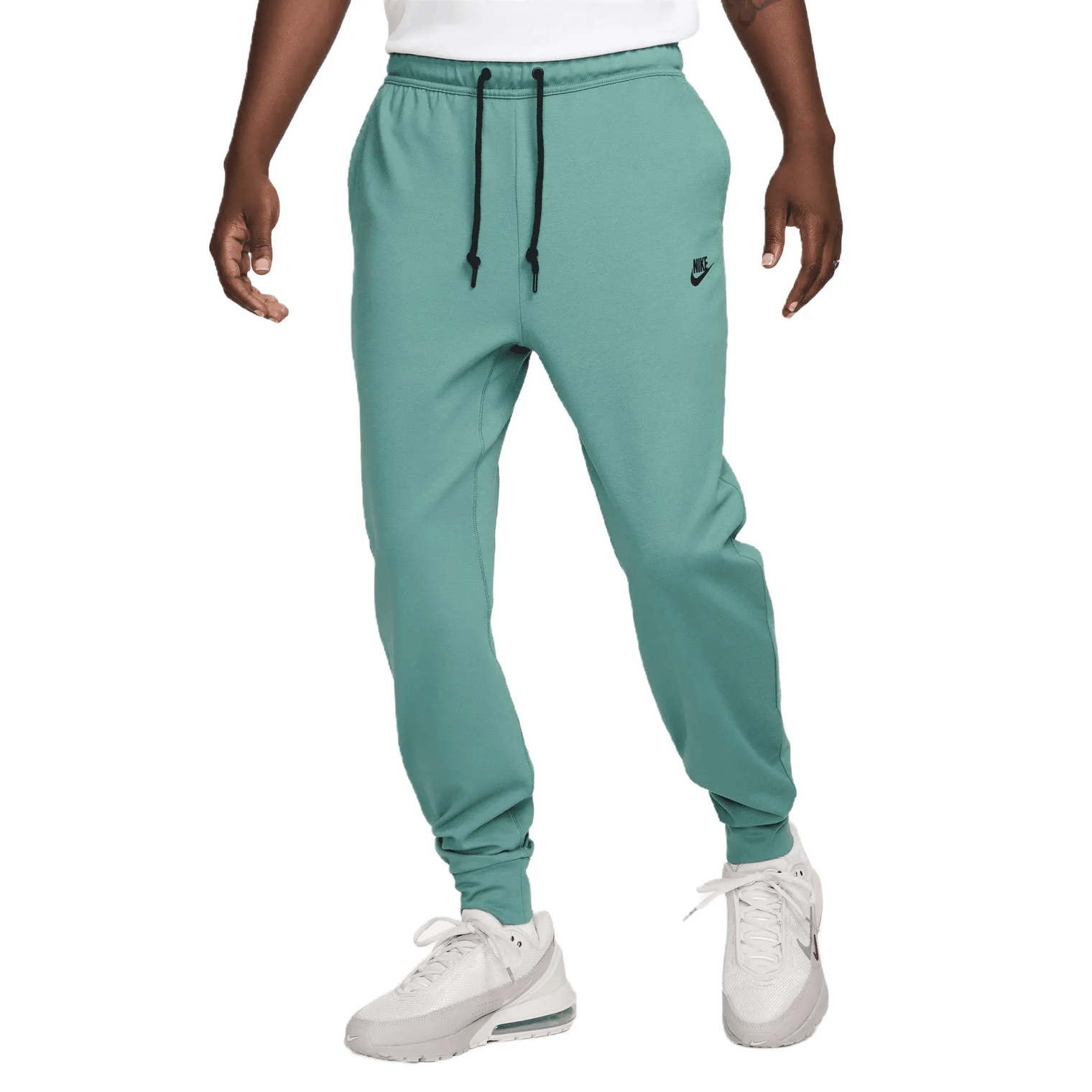 NWEB---NIKE-C-M-NK-TCH-KNIT-LW-JOGGER-Bicoastal---Black-S.png