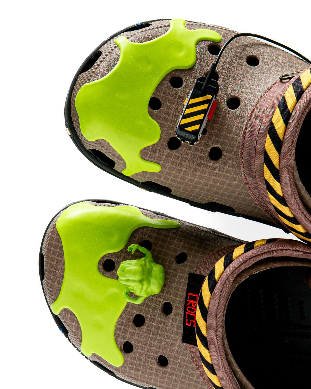 crocs-x-ghostbusters-classic-clog-multi-211414-90h-footwear_20_3E_20sandals_20_26_20slides-packshots-120.png