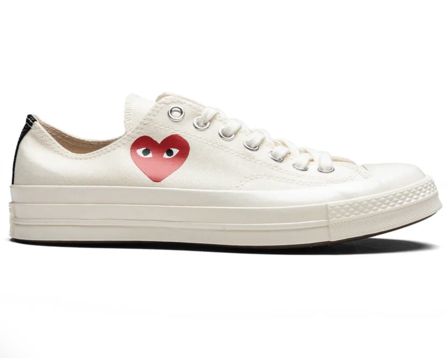On Sale: Comme des Garçon x Converse Chuck 70 "Single Heart" Collection 
