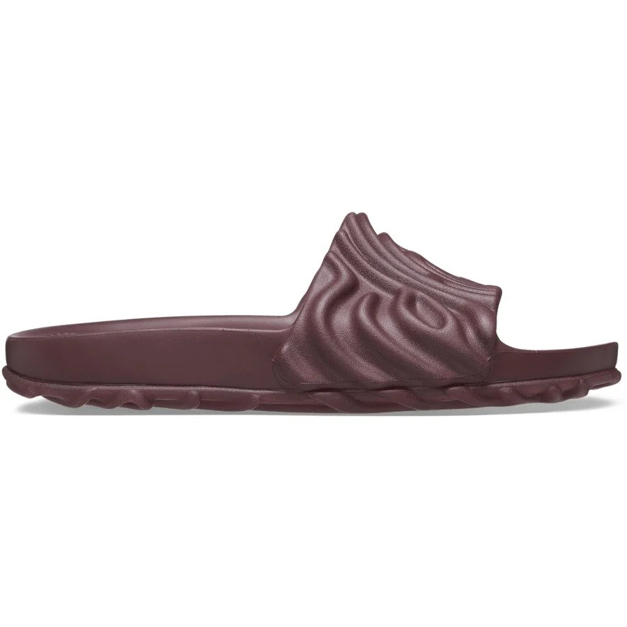 crocs.jpg