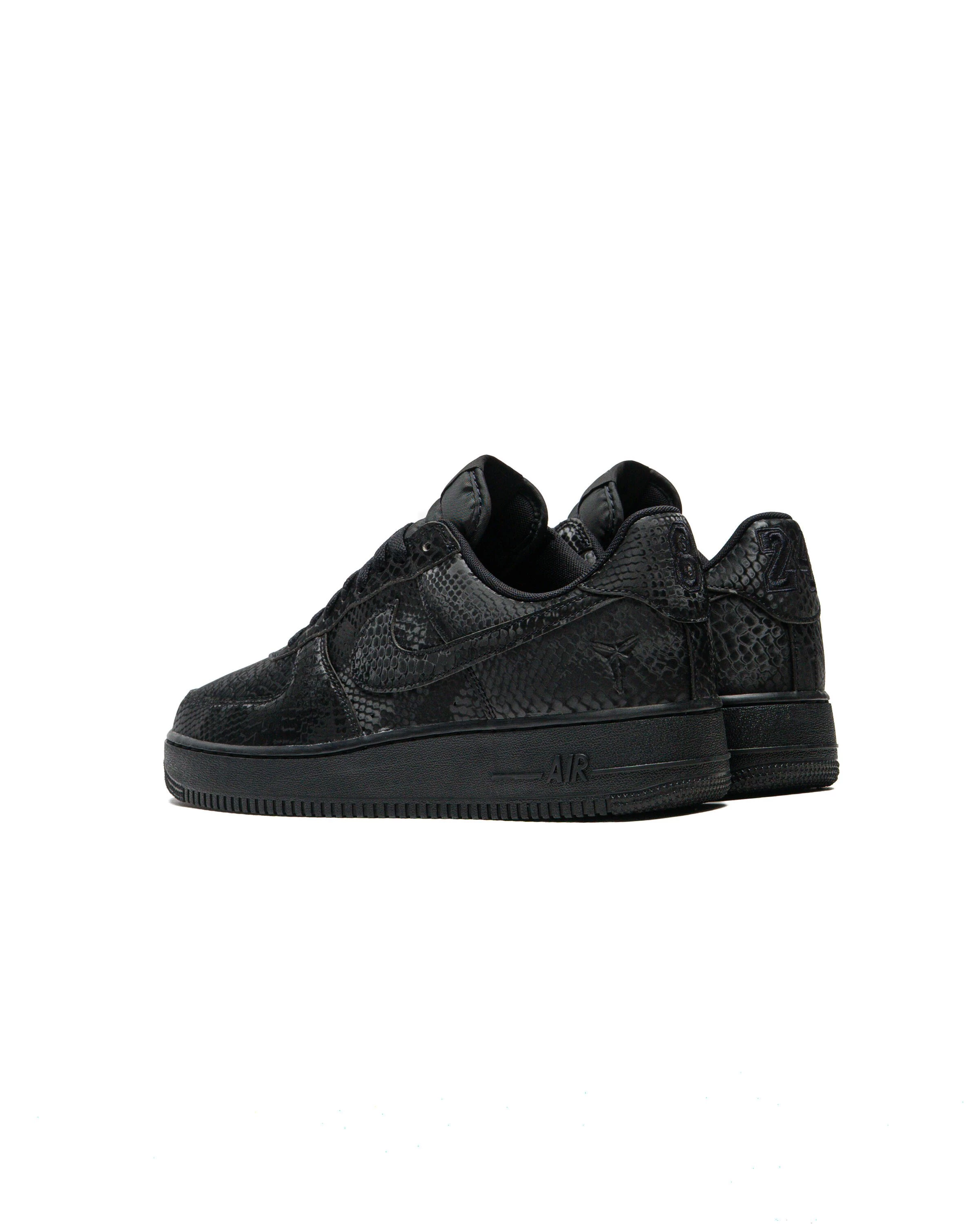 kobe-bryant-x-nike-air-force-1-low-black-ib0018-003-3-2560x.png
