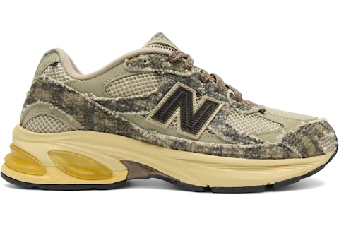 Now Available: Joe Freshgoods x New Balance 2010 "Bag Lady"