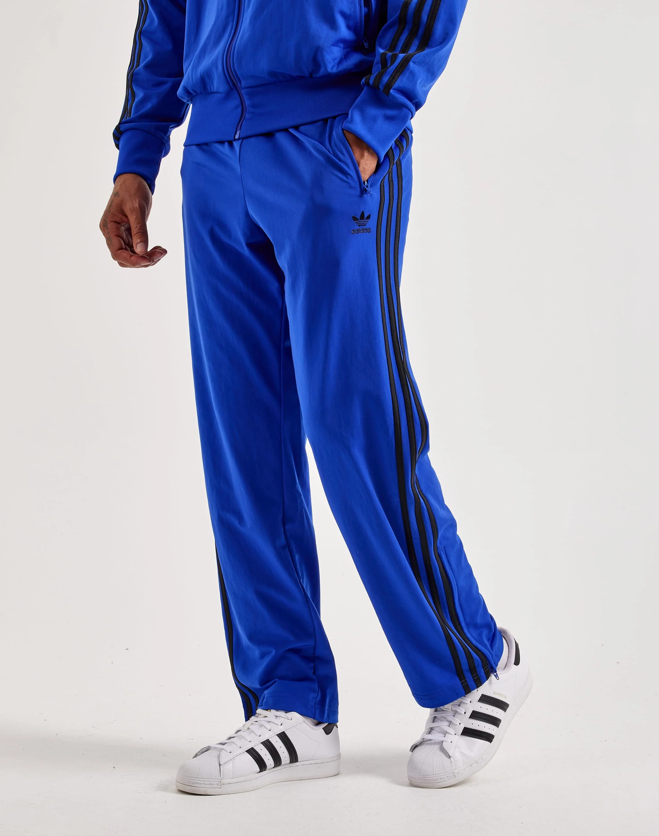 adidas_JY1352_M-213.png