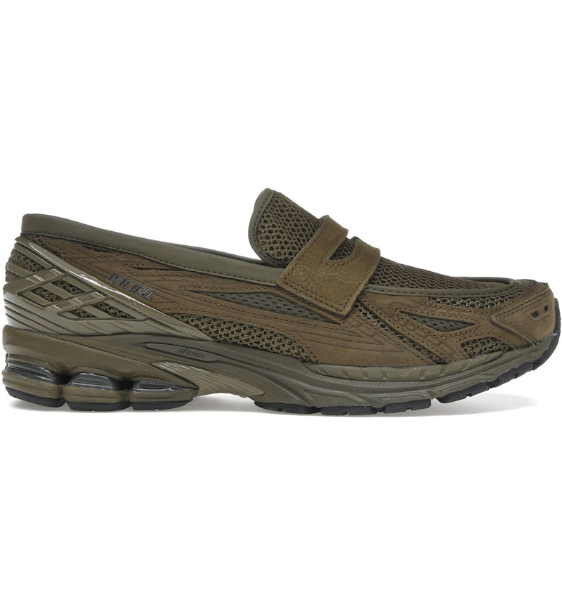 On Sale: New Balance 1906L "Woodland" 