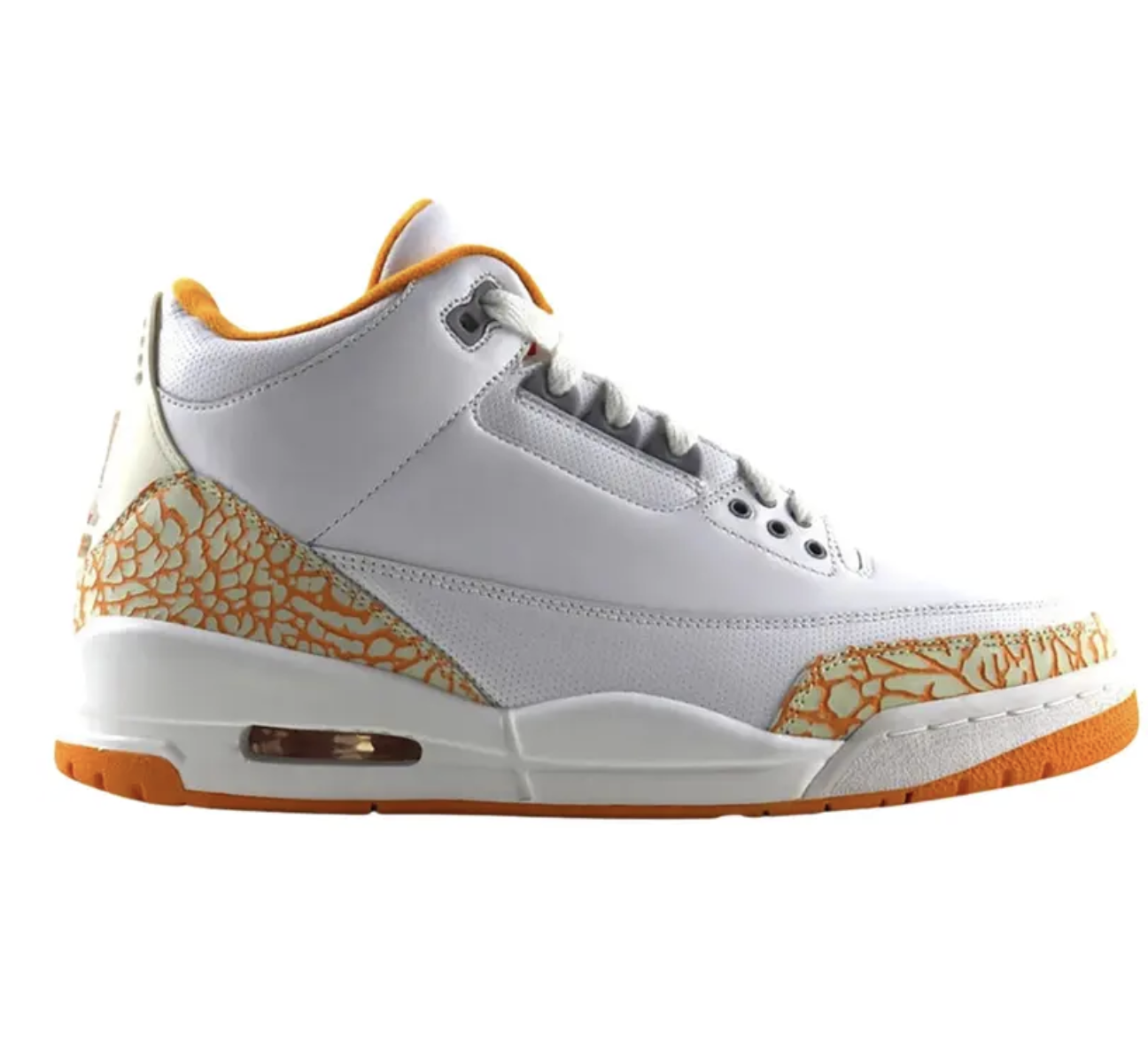 Now Available: Women's Air Jordan 3 Retro "Orange Citrus" 