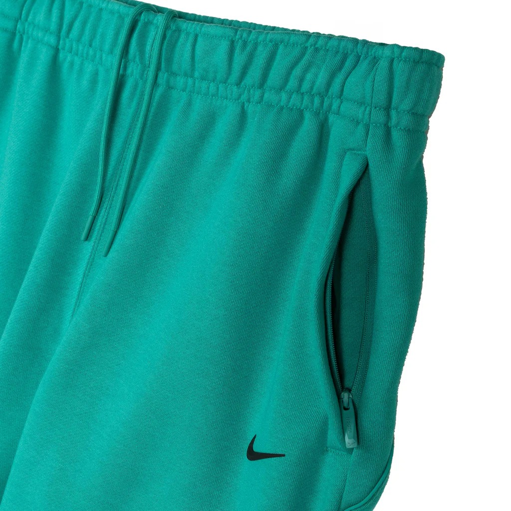 xjyuz8ylnbd-HM5764-370_Nike_x-Nocta-Fleece-Pant-Neptune-Green-Black_os-3_1024x1024.png