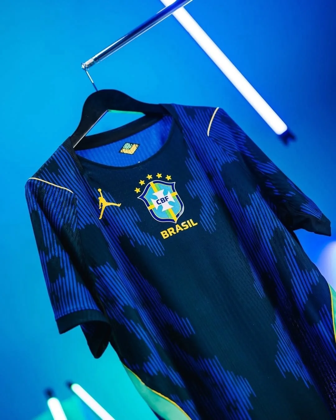 25% OFF the 2026/27 Air Jordan Brazil Away Jersey 