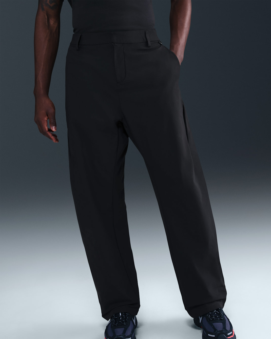 M+NK+DF+UV+24.7+PS+PANT+EXT.png