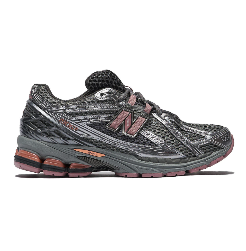 On Sale: New Balance 1906R "Metallic Pink" 