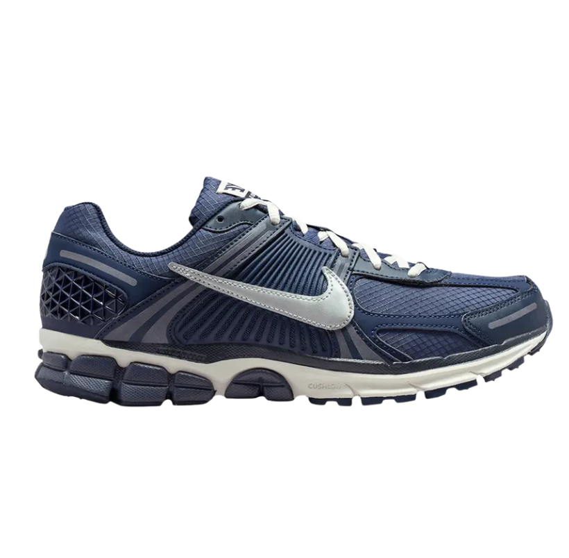 On Sale: Nike Zoom Vomero 5 SP "Blue Void" 