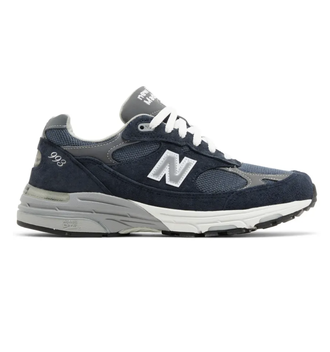 On Sale: New Balance 993 miUSA "Navy" 