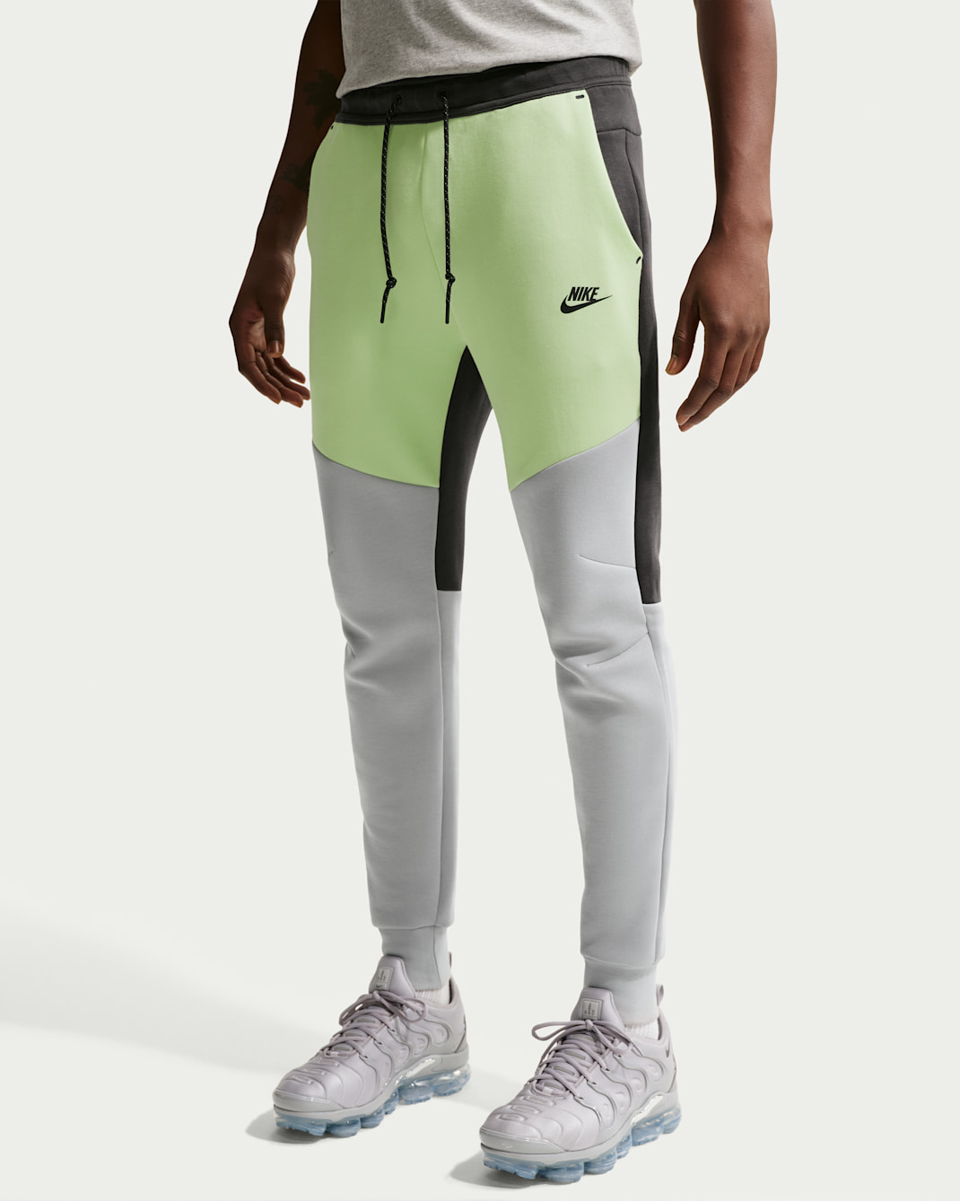 60% OFF the Nike Tech Fleece Joggers