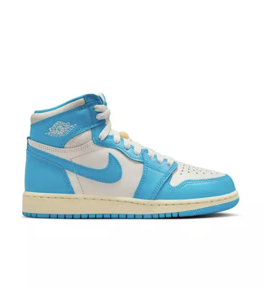On Sale: Gradeschool Air Jordan 1 High OG "UNC"