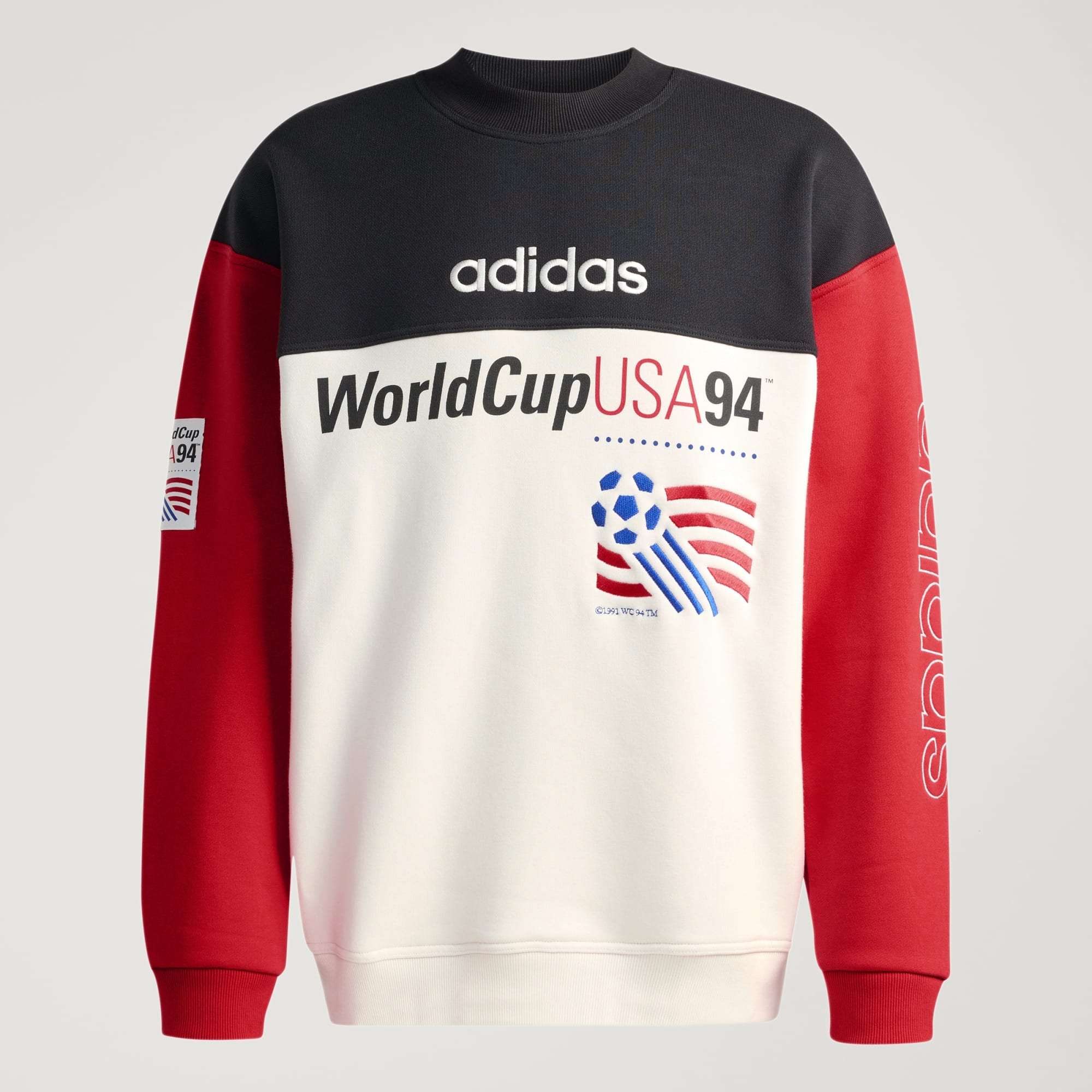 USA_94_Graphic_Sweatshirt_Black_KC5447_HM5.png