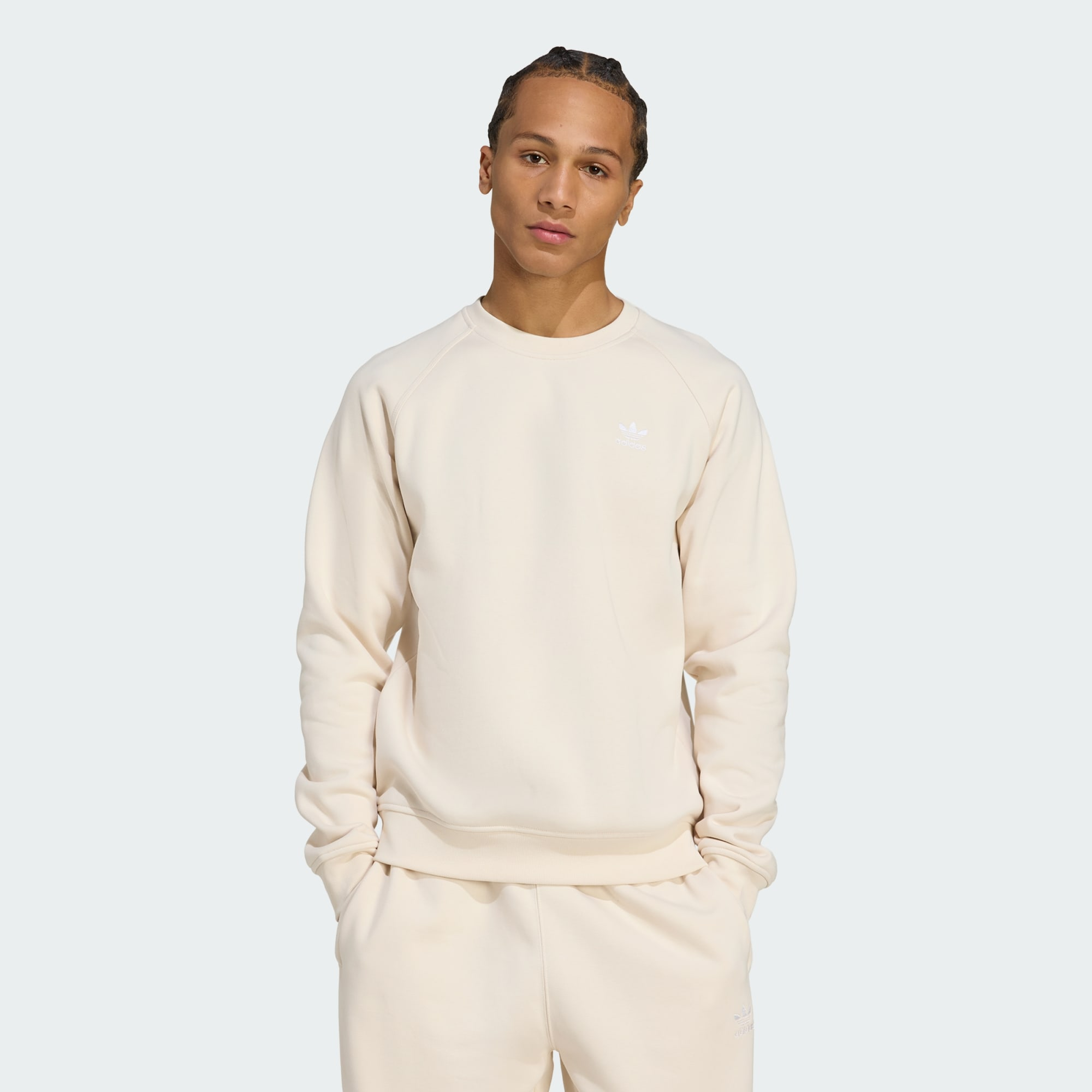 Trefoil_Essentials_Crew_Sweatshirt_White_JW3526_21_model.png