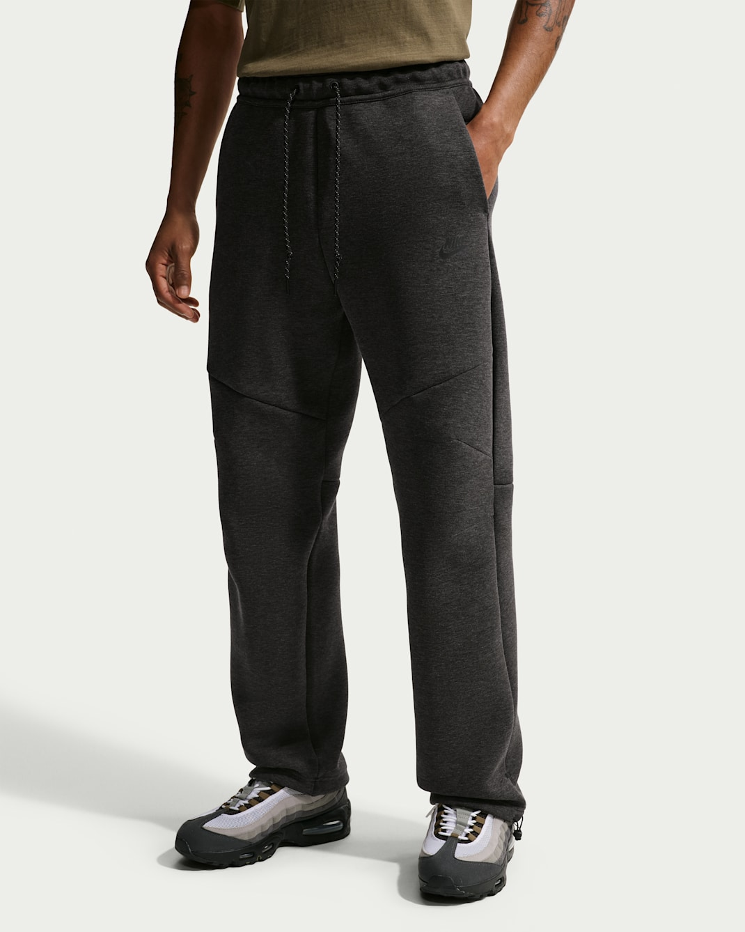 M+NK+TECH+FLC+OH+PANT.png