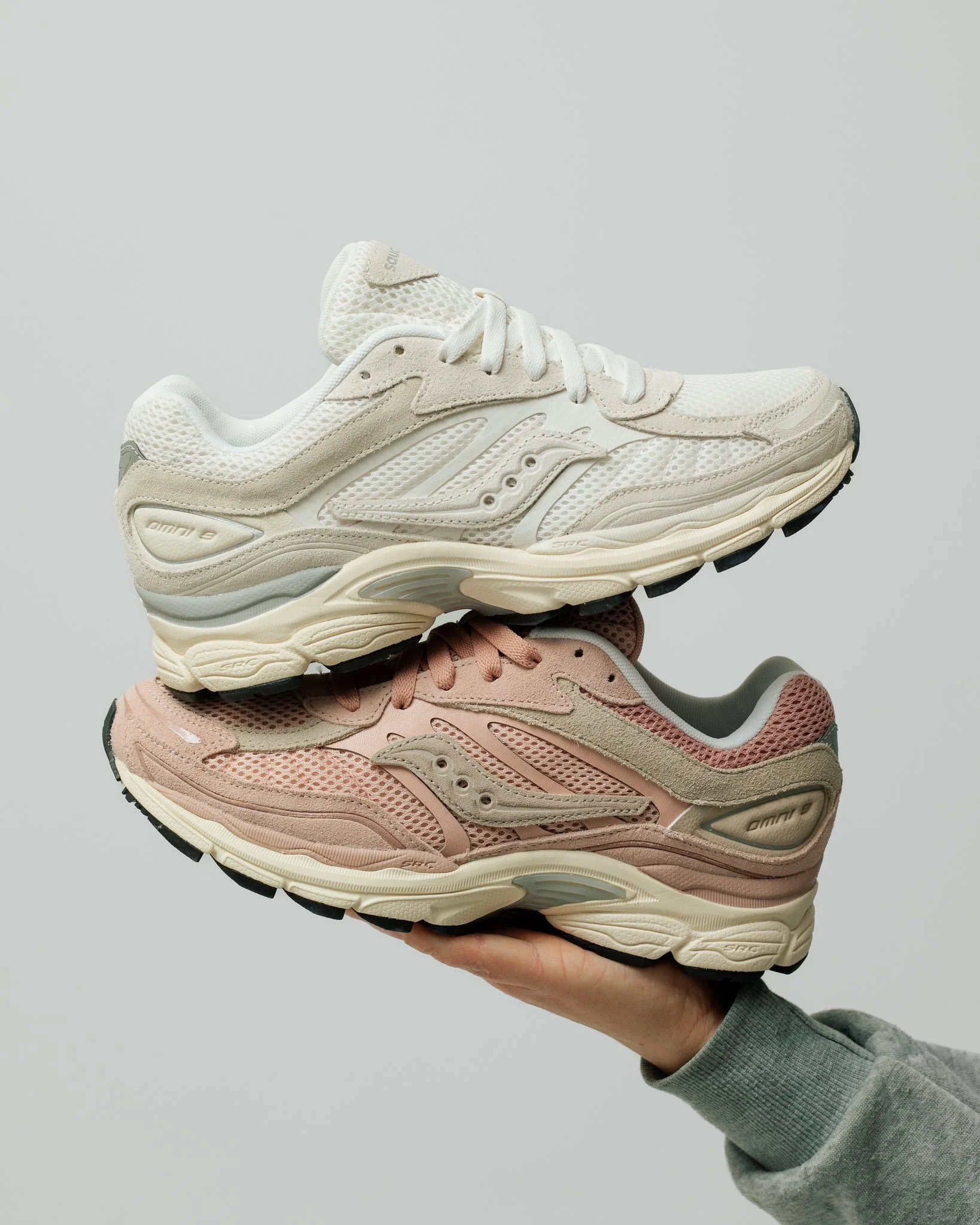 Buy Saucony ProGrid Omni 9 Premium S70740-14