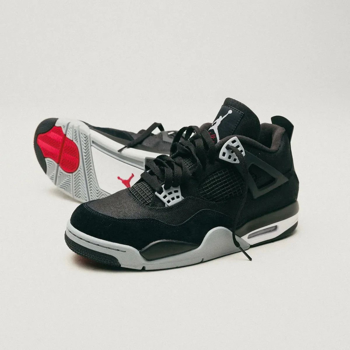 retro 4 motorsport black