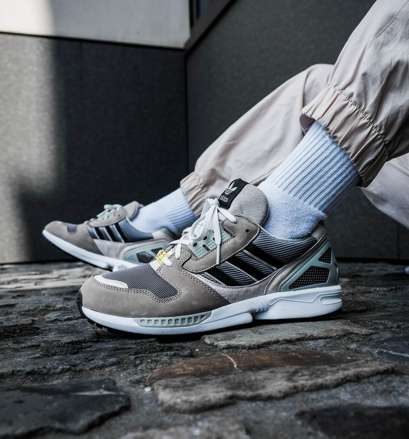 Celsius forværres kaldenavn On Sale: adidas ZX 8000 "Feather Grey" — Sneaker Shouts