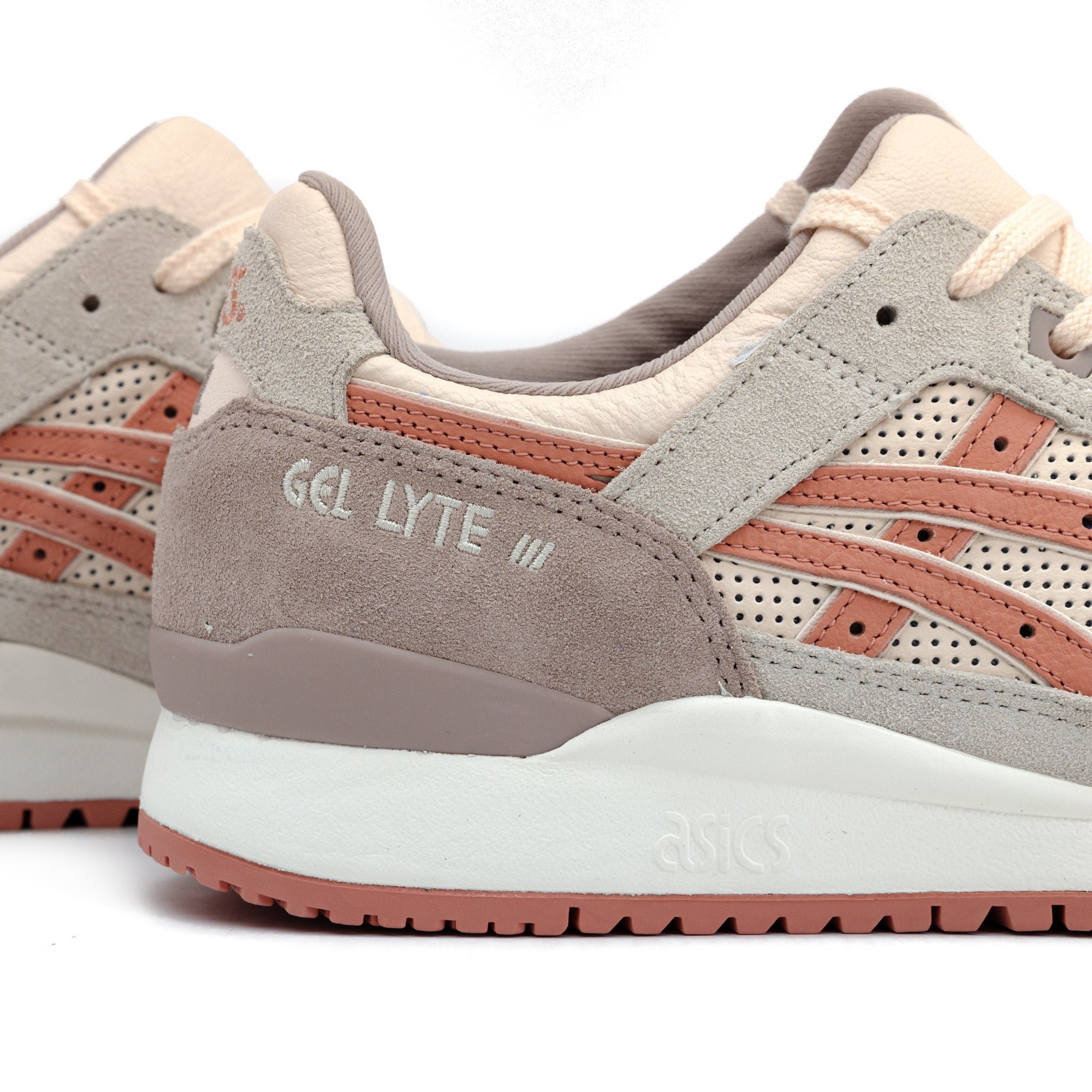 Now Available: ASICS Gel Lyte III OG