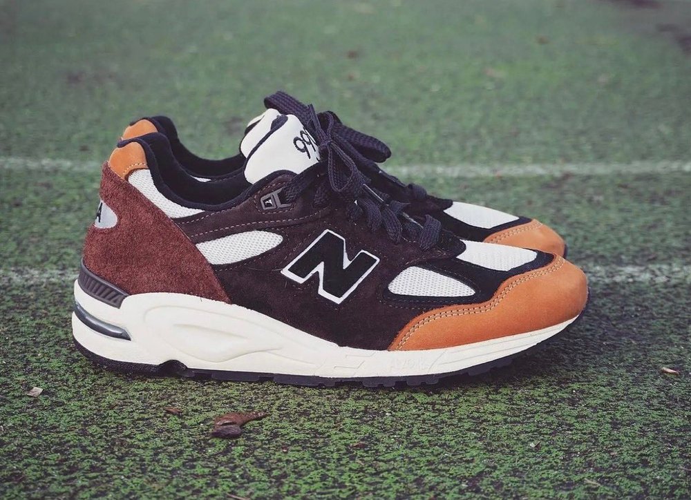 日本未発売！New Balance 990V2 \