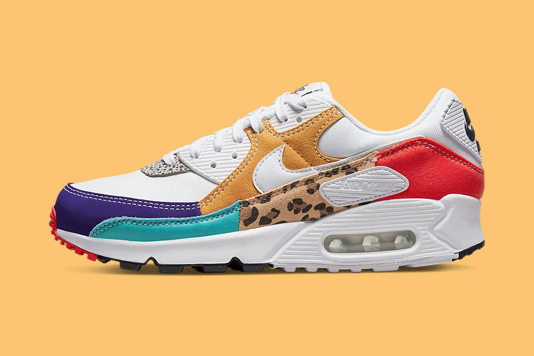 Now Available: Nike Air Max 90 (W) 